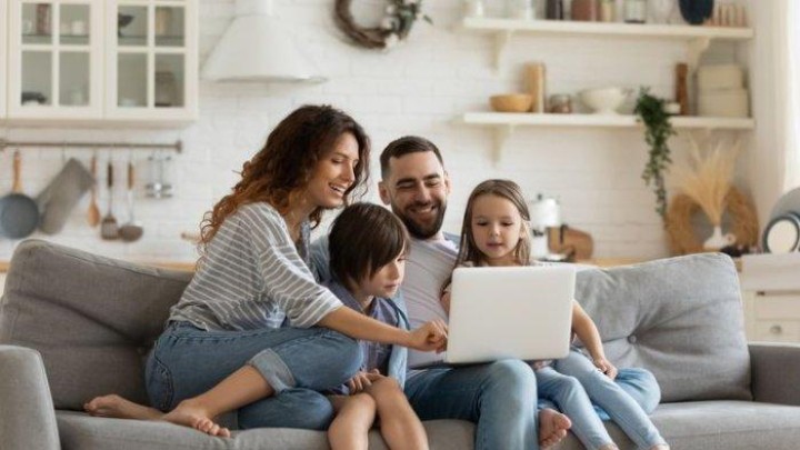 Bu Adibah, Adakah Tips Parenting atau Pengasuhan untuk Orang Tua?